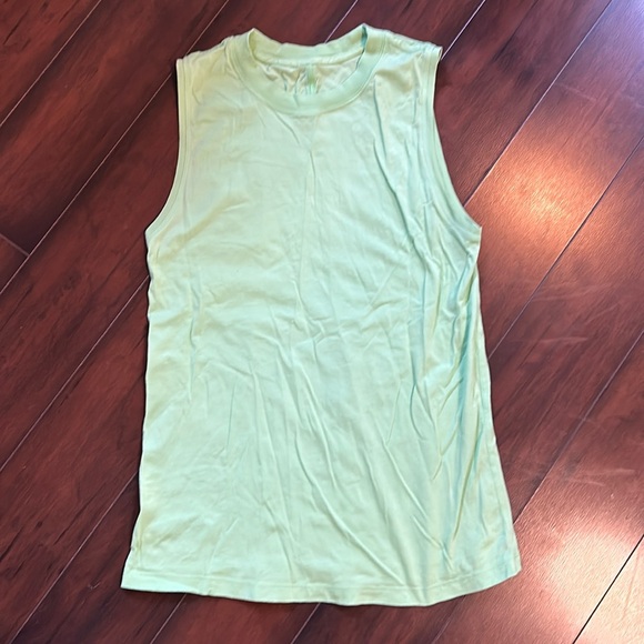 Lululemon Tank Top - Picture 1 of 2